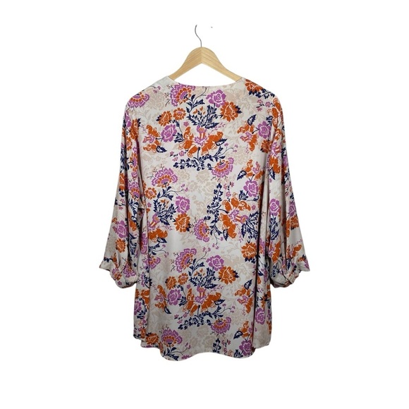 NWOT Rose+Olive Floral Pleated Front ¾ Sleeve Tunic Blouse Pink/Blue Size 3X - Picture 6 of 8